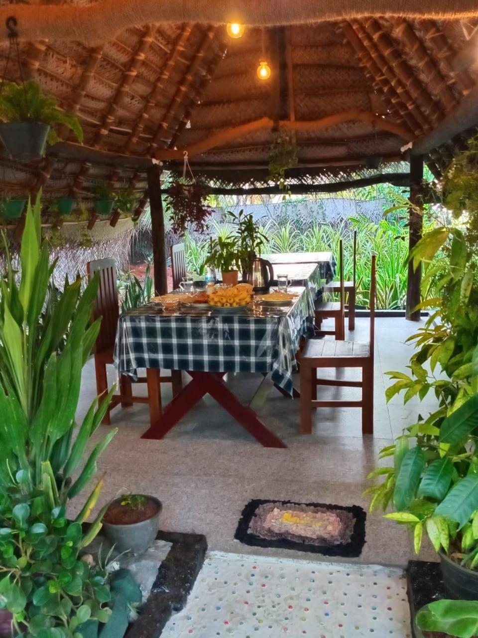 Lake Face Cabana Tissamaharama Exterior foto